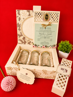 Cream and Gold Floral Patterned Wedding Box with Monogram Crest (B-0128) thumbnail 5